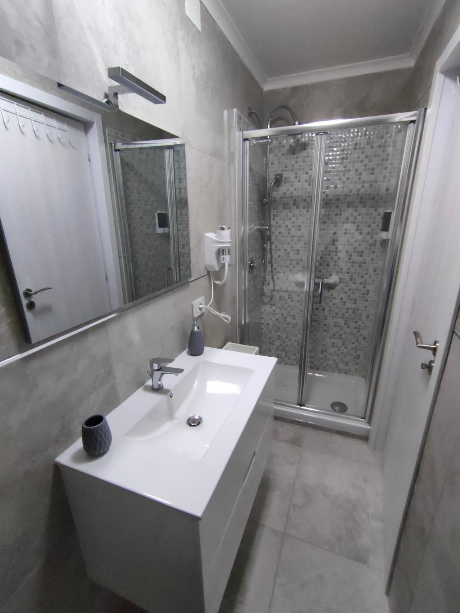 شقة Mary House Napoli Centro المظهر الخارجي الصورة