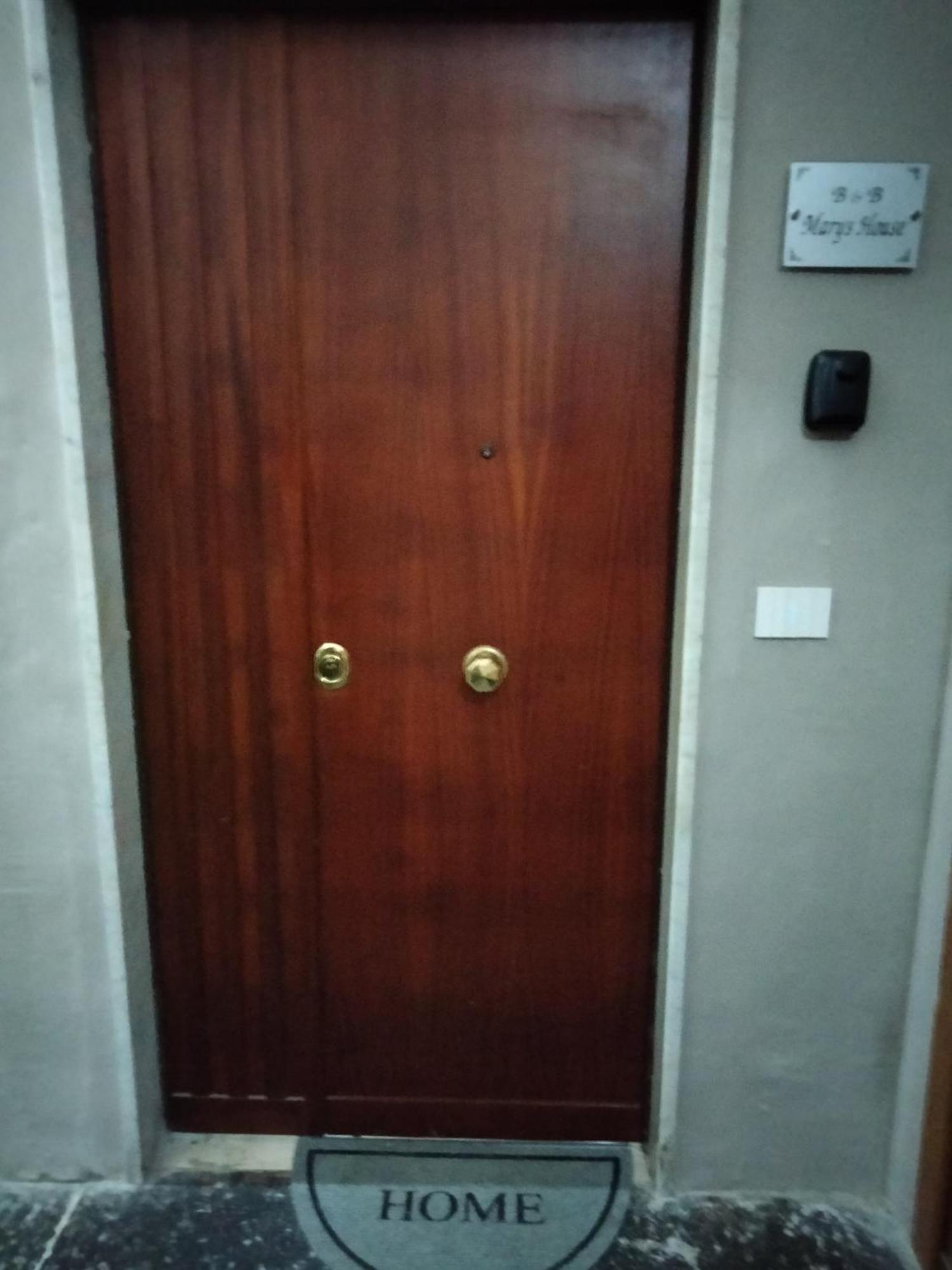 شقة Mary House Napoli Centro المظهر الخارجي الصورة